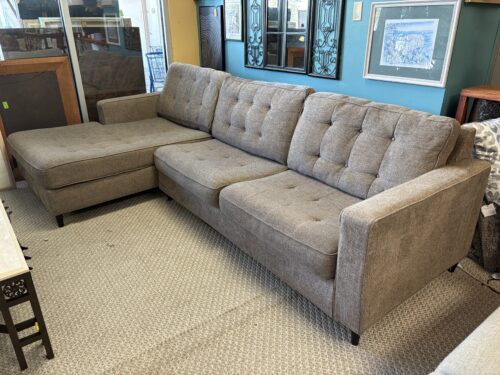 ASHLEY Grey Tufted Sectional w/ Chaise Lounger