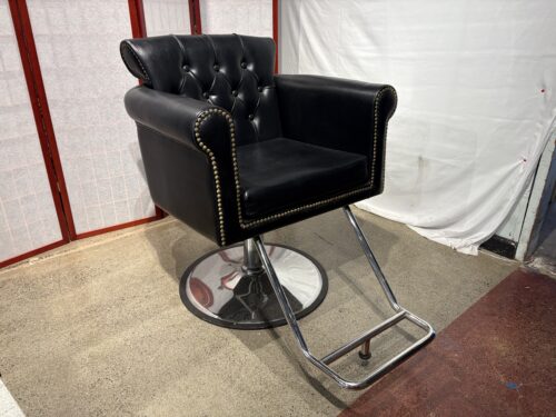 Classic Black Hydraulic Salon Styling Chair