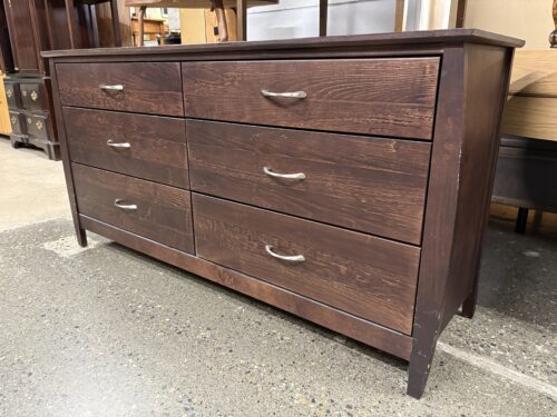 WOOD CASTLE Espresso Transitional 6-Drawer Low Dresser