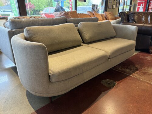 SOFACOMPANY Elinor Modern Light Gray Curved 3-Seater Sofa