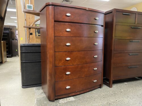 O'PALIER Cherry stained 6-Drawer Wooden Dresser