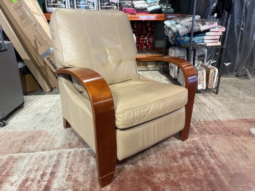 LA-Z-BOY Classics Carlyle MCM Beige Leather Pushback Recliner