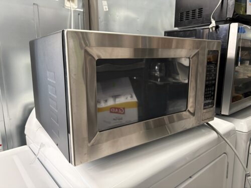 GE Countertop Microwave Model #JE1860SH04