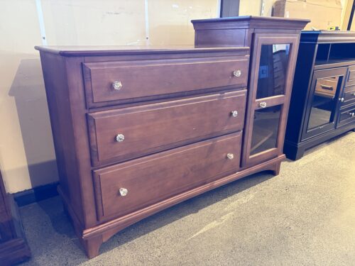 SIMMONS 3-Drawer Dresser with Storage Cabinet