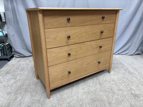 Natural Wood Finish Danish Modern Style 4-Drawer Dresser