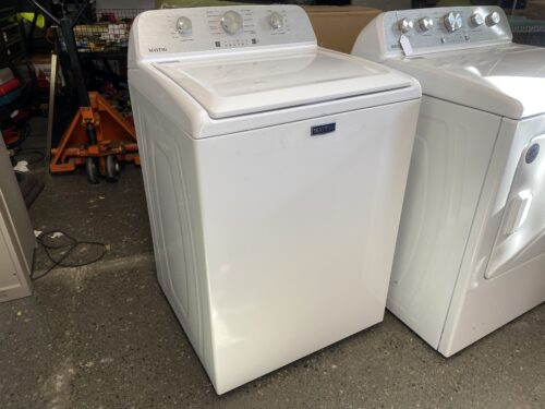 MAYTAG High Efficiency Top Load 4.5 cu Washer Model #MTW4205SWD