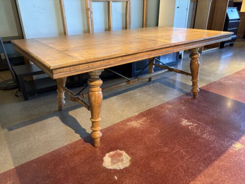 Rustic Farmhouse Rectangular Extendable Dining Table