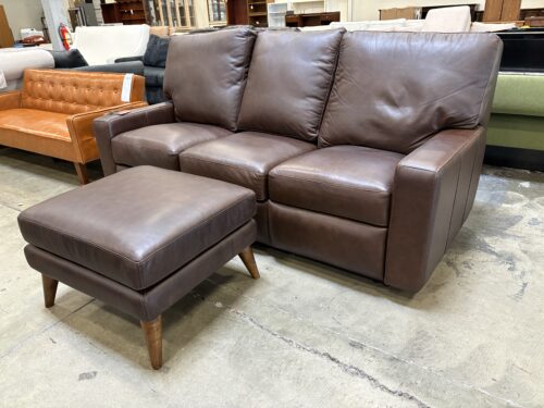 NEW! OMNIA LEATHER Pebbled Espresso Brown 3 Piece Manual Reclining Sofa with Ottoman