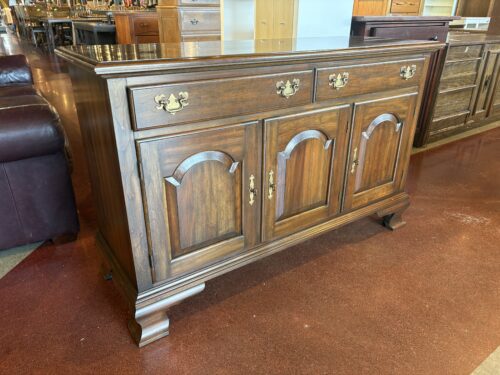 PENNSYLVANIA HOUSE Chippendale Solid Wood Buffet