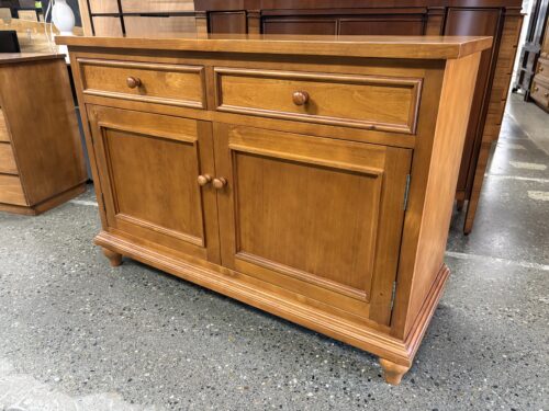 TRADEWINS Solid Wood Traditional Sideboard