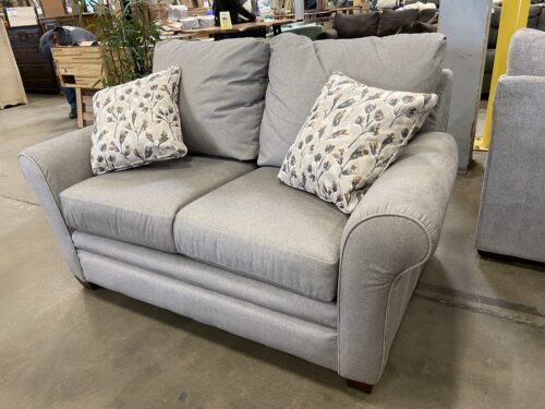 LA-Z-BOY Collins Loveseat in Light Grey with Floral Accent Pillows