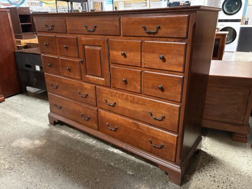 Solid Wood Traditional 11 Drawer Tall Dresser