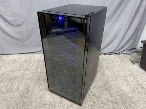 WIE 18-Bottle Wine Chiller Adjustable Model #WICN2102350084