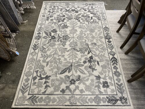 CHAMPE CARPETS Hand Tufted Wool Monochrome Grey Floral 5x8 Area Rug