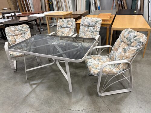 SUNBEAM Muted Floral Outdoor Dining Set with Smoked Glass Top Table and Umbrella