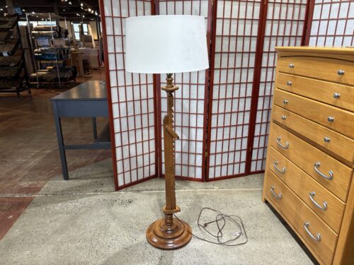 Vintage Adjustable Height Wooden Ratchet Floor Lamp