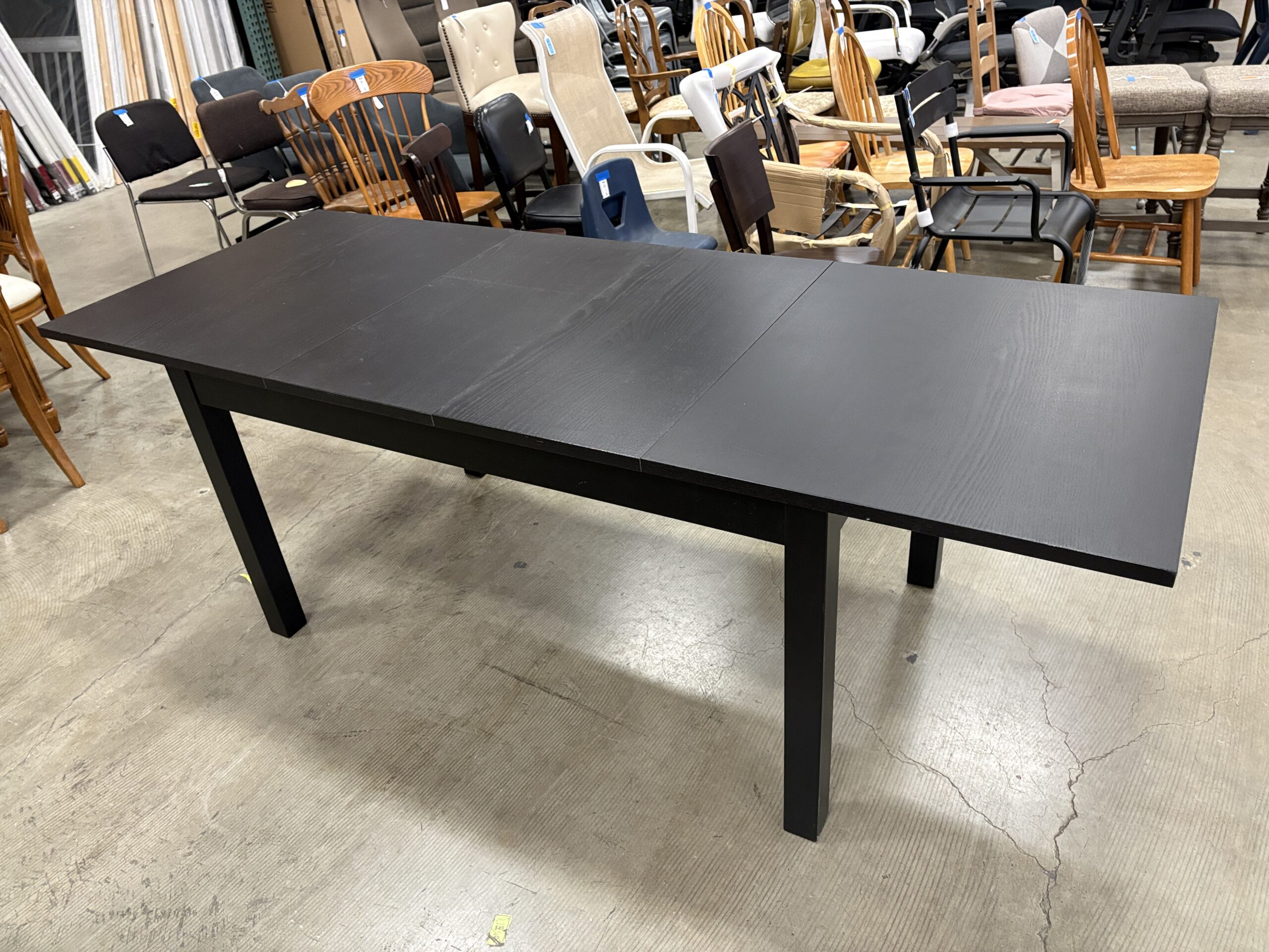 IKEA イケア 伸長式ダイニングテーブル BJURSTA ビュースタ　ブラック IKEA Bjursta Black Extendable Dining Table with 2 Extension Leaves