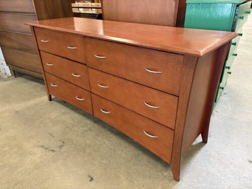 Vintage Mahogany 6 Drawer Dresser with Sleek Silver Pulls