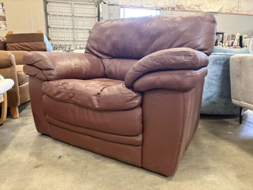 DE CORO Extra Large Terra Cotta Leather Accent Chair