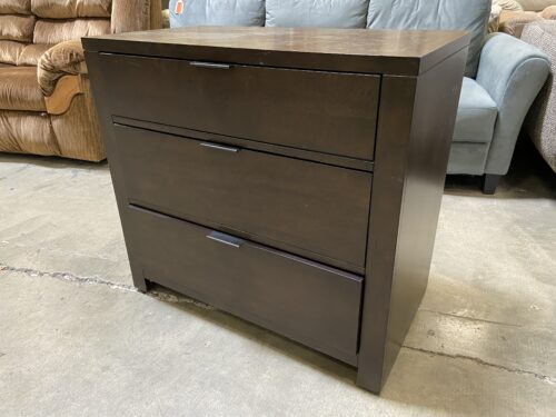HOME MERIDIAN Tribeca Espresso Finished Petite 3 Drawer Chest Style Dresser with Sleek Black Metal Pulls