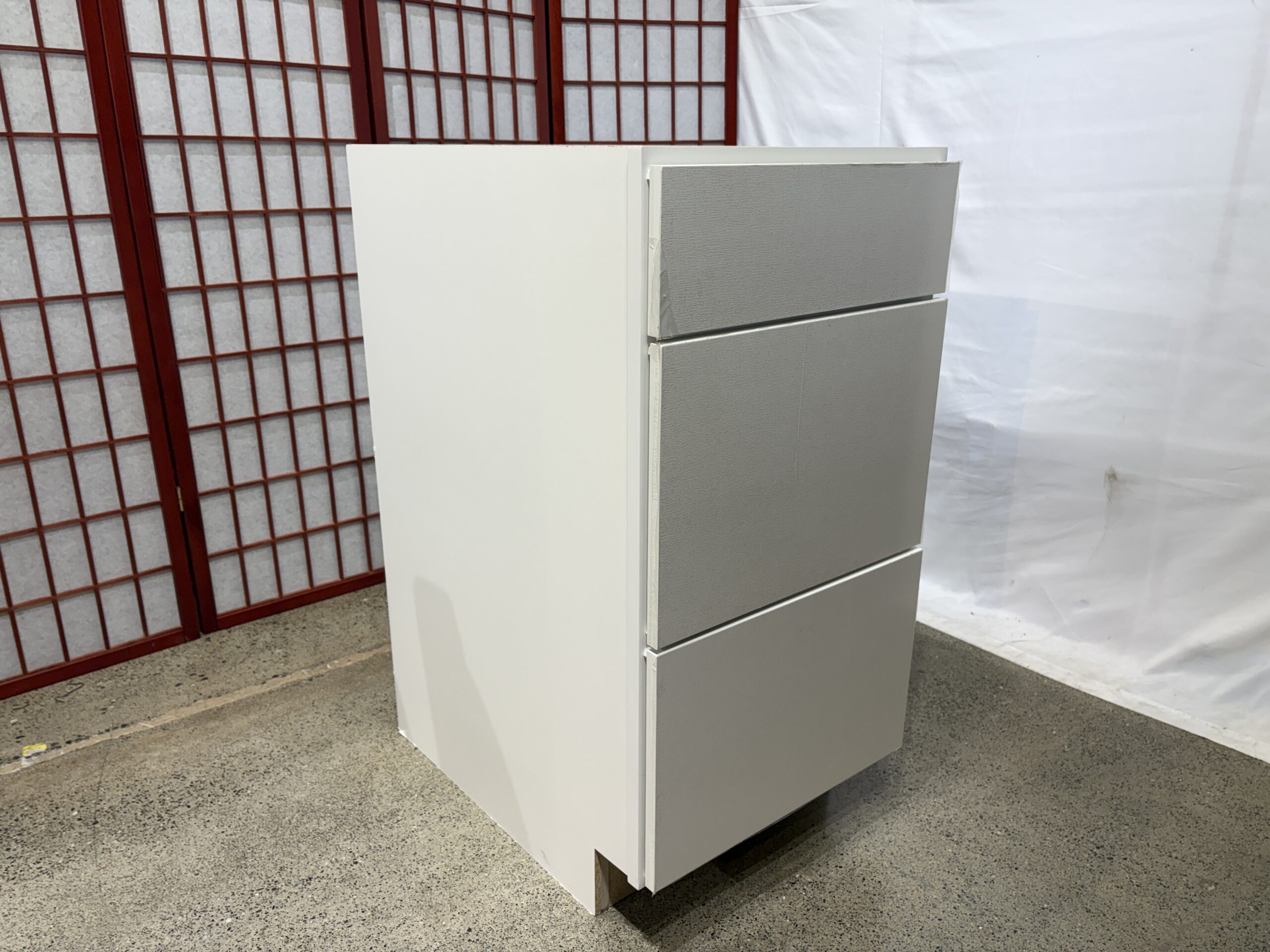 White Frameless 3-Drawer Base Kitchen Cabinet
