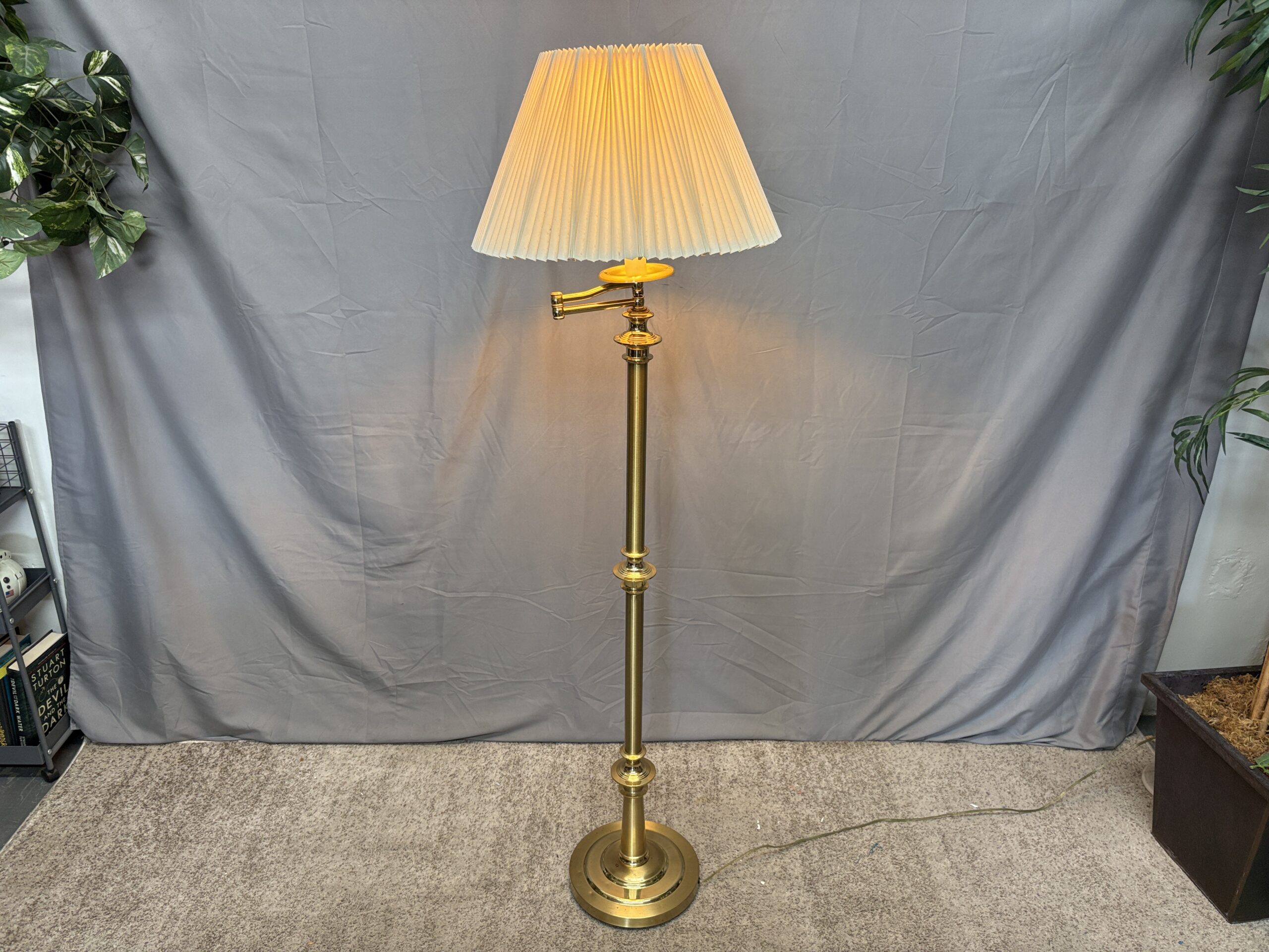 QUIOZEL Vintage Brass Swing Arm Floor Lamp