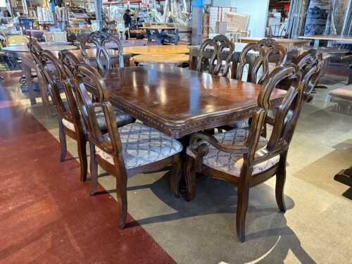 HOME MERIDIAN Traditional Stained Mahogany Double Pedestal Dining Table Set (Set of 6)