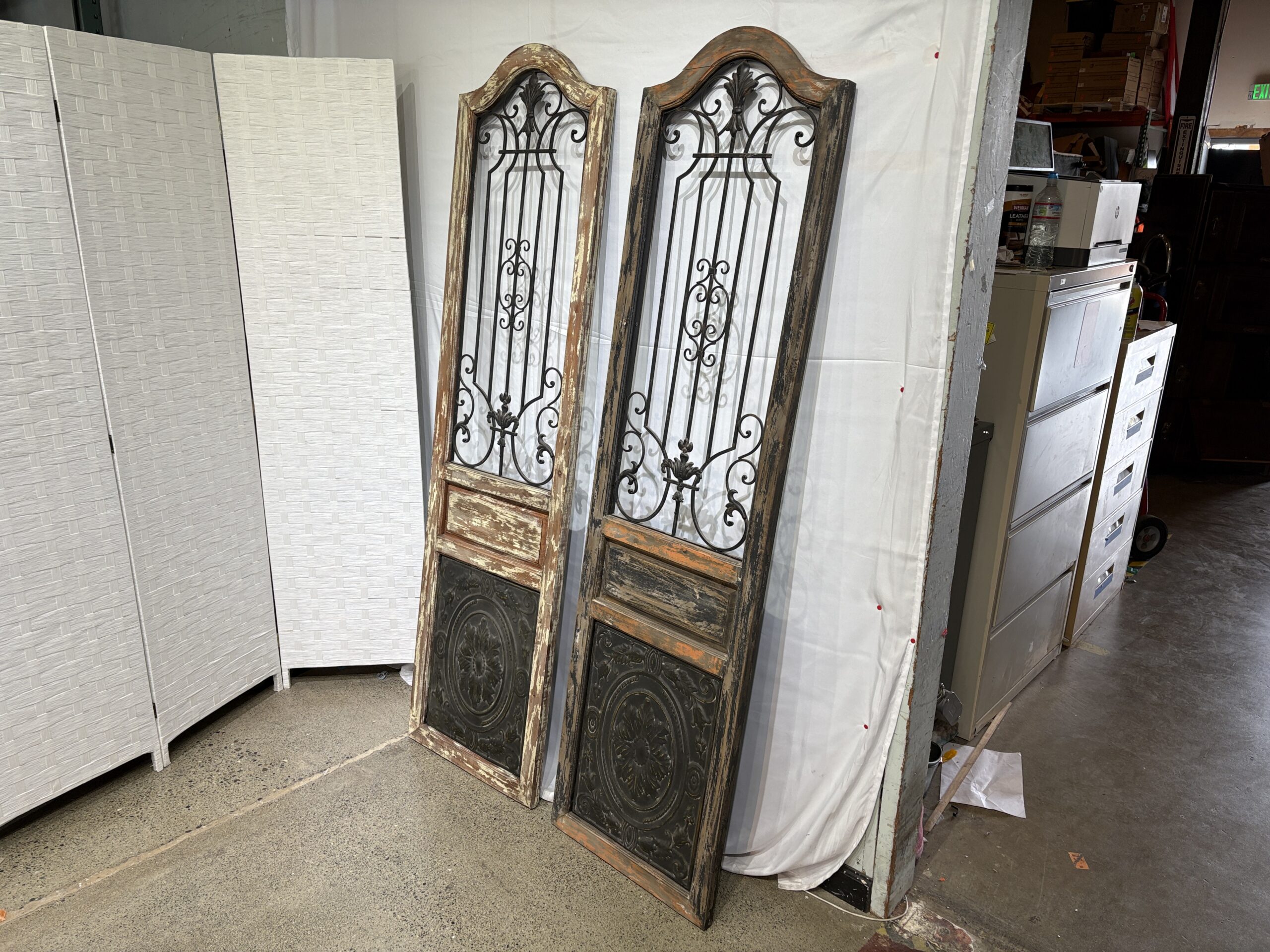 Distressed Brown Wooden Ornamental Wall Art (Set of 2)