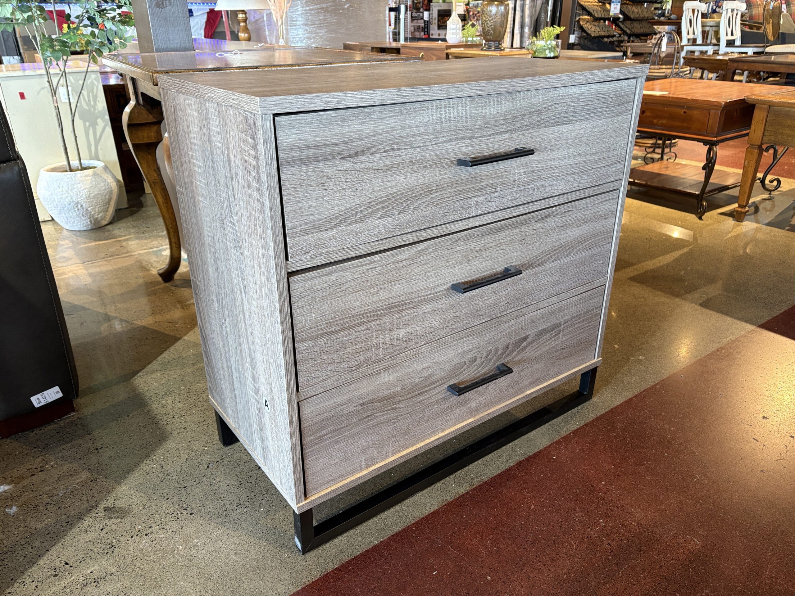 Modern Minimalist Compact Gray 3-Drawer Nightstand