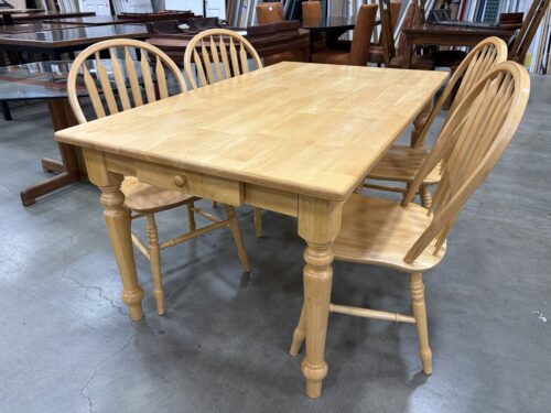 Light Wood Dining Table with Drawer and 4 Slat Back Chairs