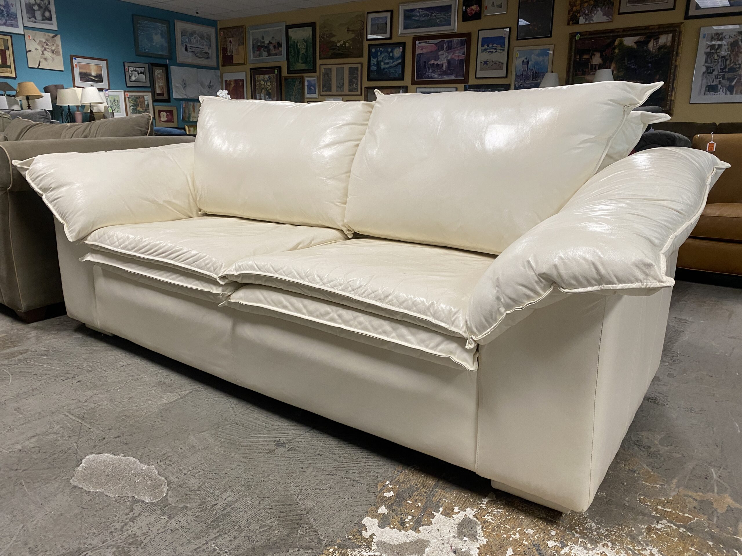 KRAUSE White Leather Double Cushioned Sofa
