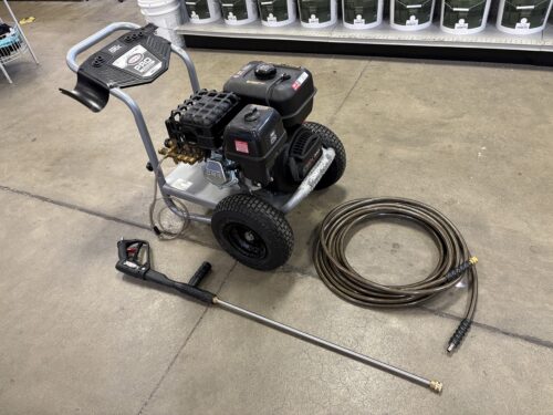 SIMPSON Pro Series 4000-psi 3.5-GPM Cold Water Gas Pressure Washer with AAA Triplex Pump Model #PS61371