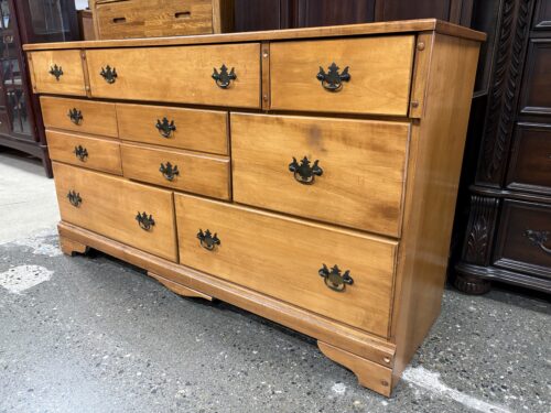 C.B. ATKINS American Colonial Maple 8-Drawer Low Dresser