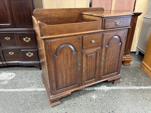 PENNSYLVANIA HOUSE Vintage Cherry Finish Traditional Rolling Dry Sink