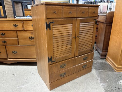 ETHAN ALLEN Vintage Nutmeg Heirloom Cabinet w/ Louvered Doors