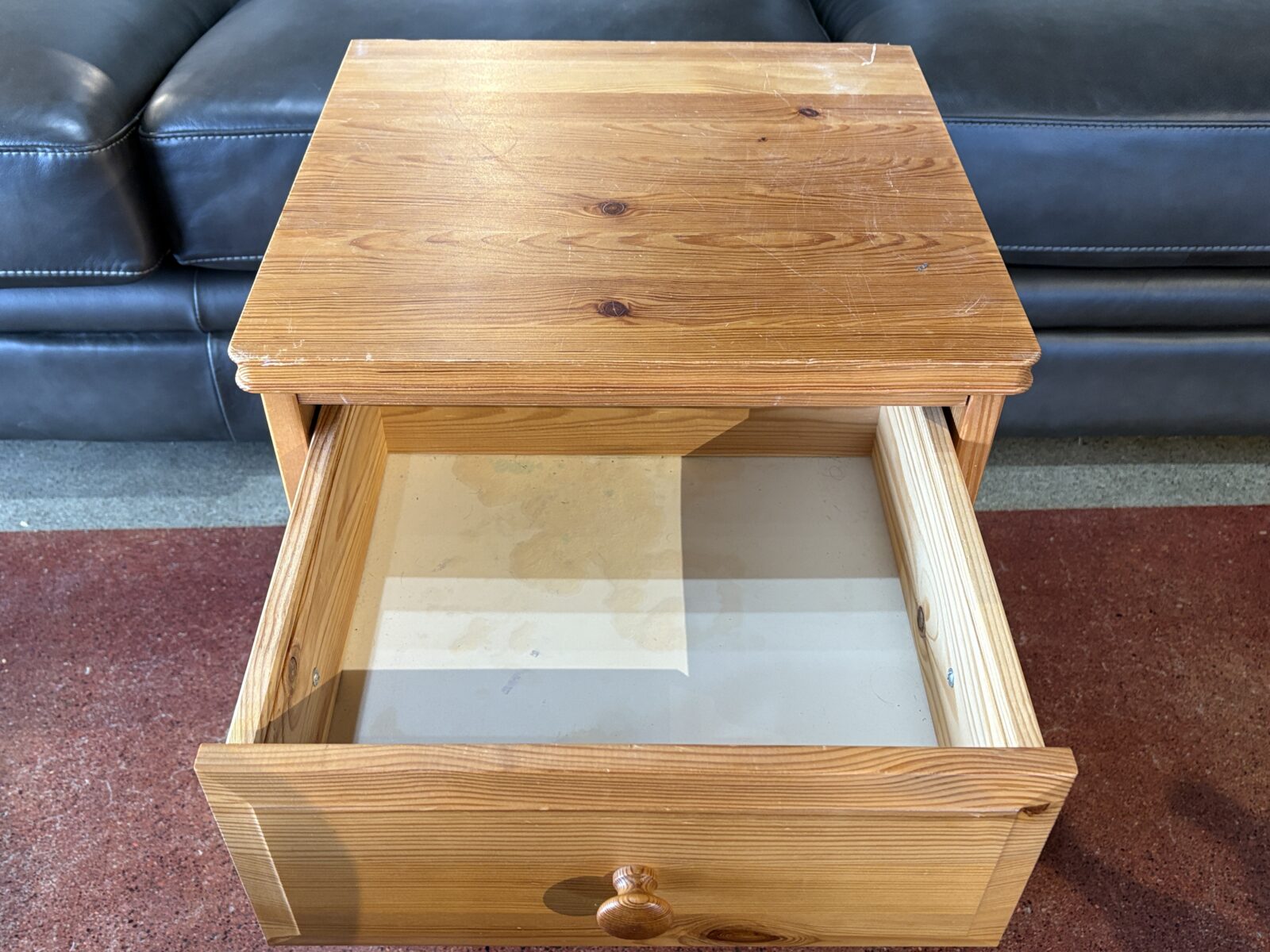 1973年 米軍放出 GSA官給家具 NIGHT TABLE実物 Farmhouse Style Knotty Pine Nightstand (Set of 2) | Habitat Stores