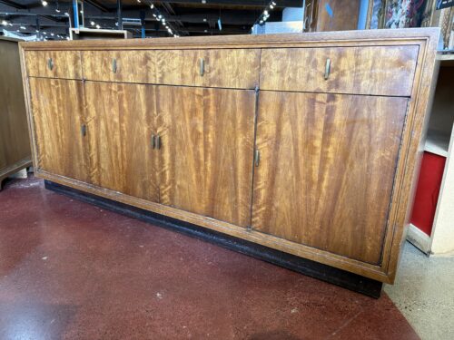 HENREDON Vintage Walnut Sideboard with Hidden Center Drawers