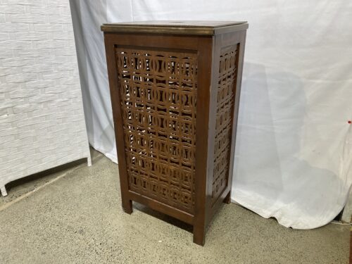 Wooden Laundry Hamper with Lattice Panels