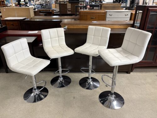 White Tufted Chrome Base Barstool (Set of 4)