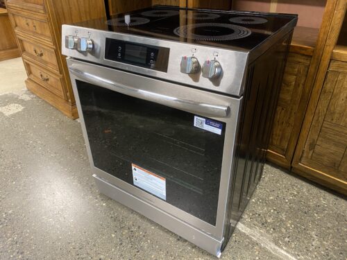FRIGIDAIRE GALLERY 30" 6.2 cu ft 5-Burner Electric Convection Range Model # GCFE3060BF