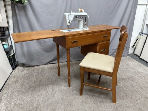 SINGER Vintage Walnut Finish Electric Sewing Machine Table w/ Tweed Upholstered Chair