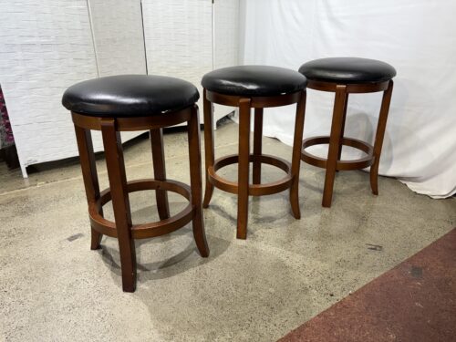 TARGET Walcott 24-Inch Walnut Swivel Counter Height Barstool with Black Seat (Set of 3)