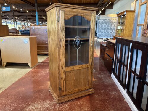 Oak Curio Cabinet with Glass Door and Decorative Rose Etching