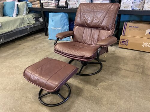 PALLISER Chocolate Brown Leather Stress Free Recliner with Ottoman
