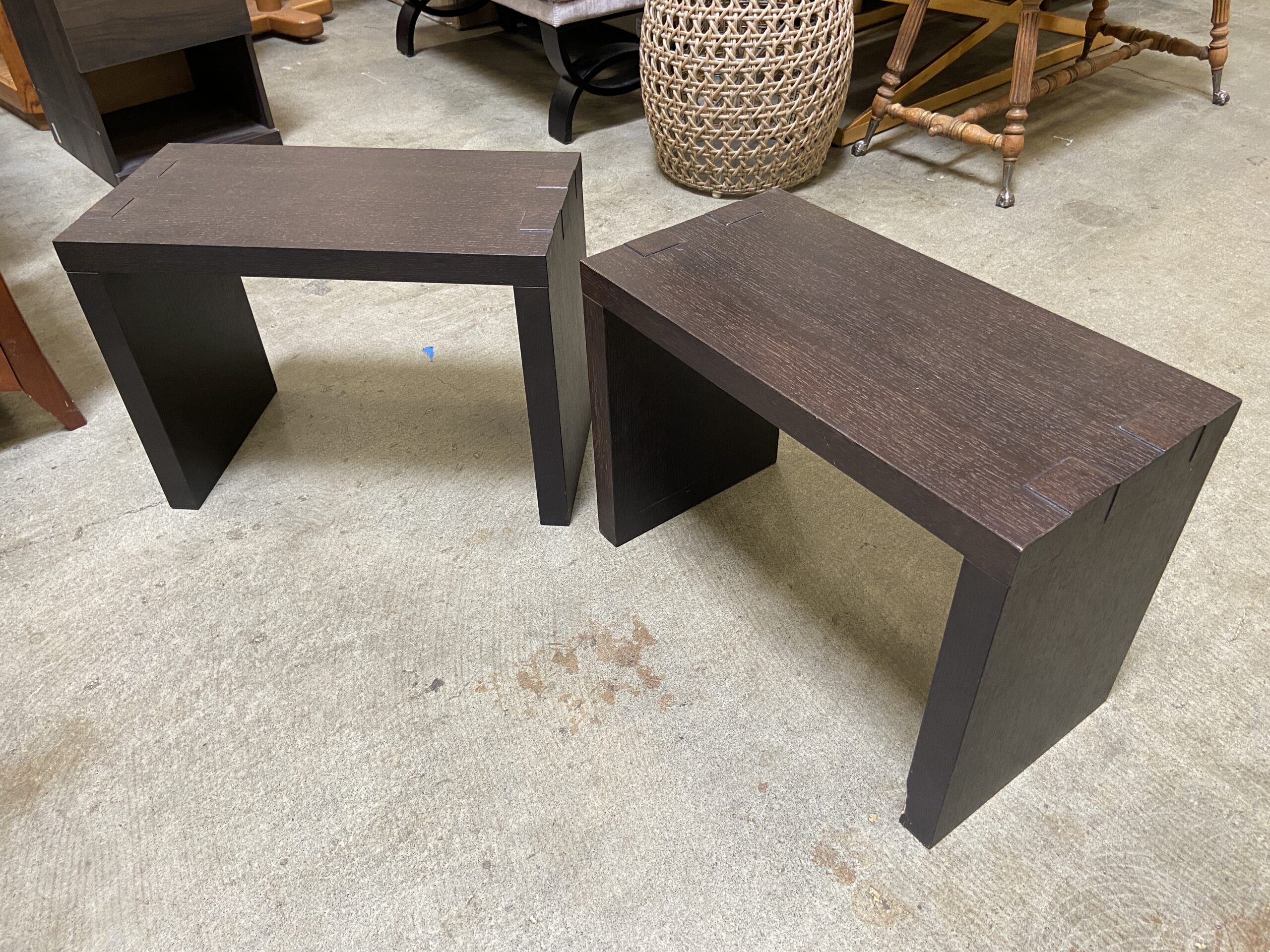 Espresso U-Shaped Solid Wood End Tables with Exposed Through Mortis and Tenon Joints
