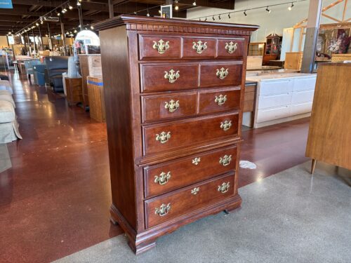 Traditional 6-Drawer Tallboy Dresser