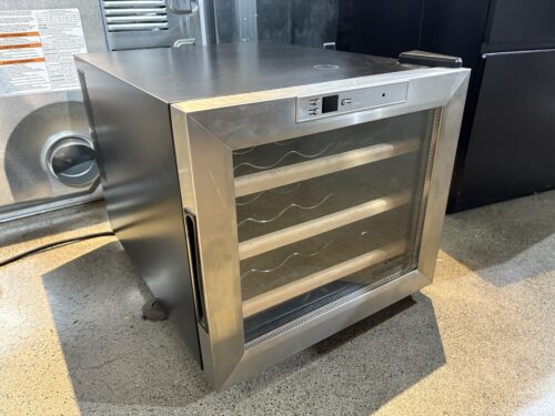 WINE ENTHUSIAST 12-Bottle Silent Wine Refrigerator Model # 272 02 13W