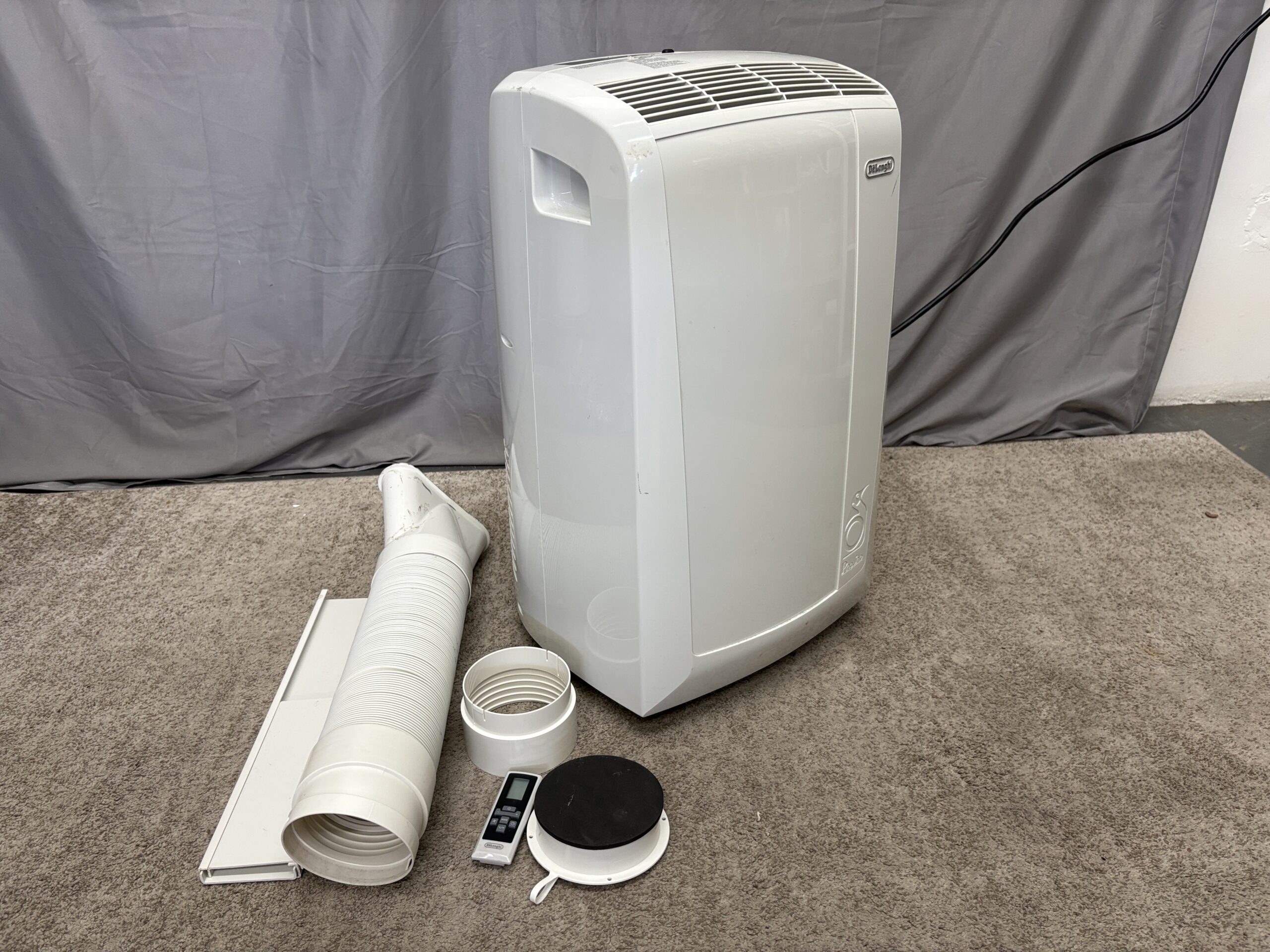 DELONGHI Pinguino Portable Air Conditioner Model # PAC N270GN