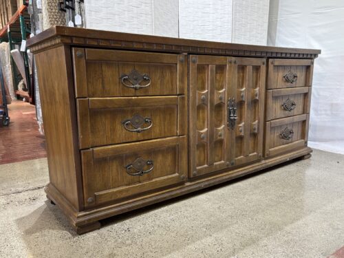Sherwood 9-Drawer Doublewide Dresser