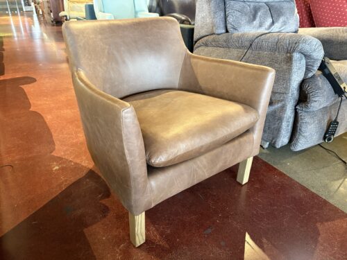 POTTERY BARN Spear Leather Armchair